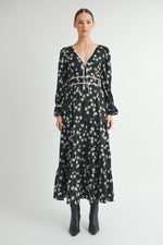 Load image into Gallery viewer, Women&#39;s wholesale apparel vendor for boutique shop | V-Neck Long Sleeves Maxi Dress
