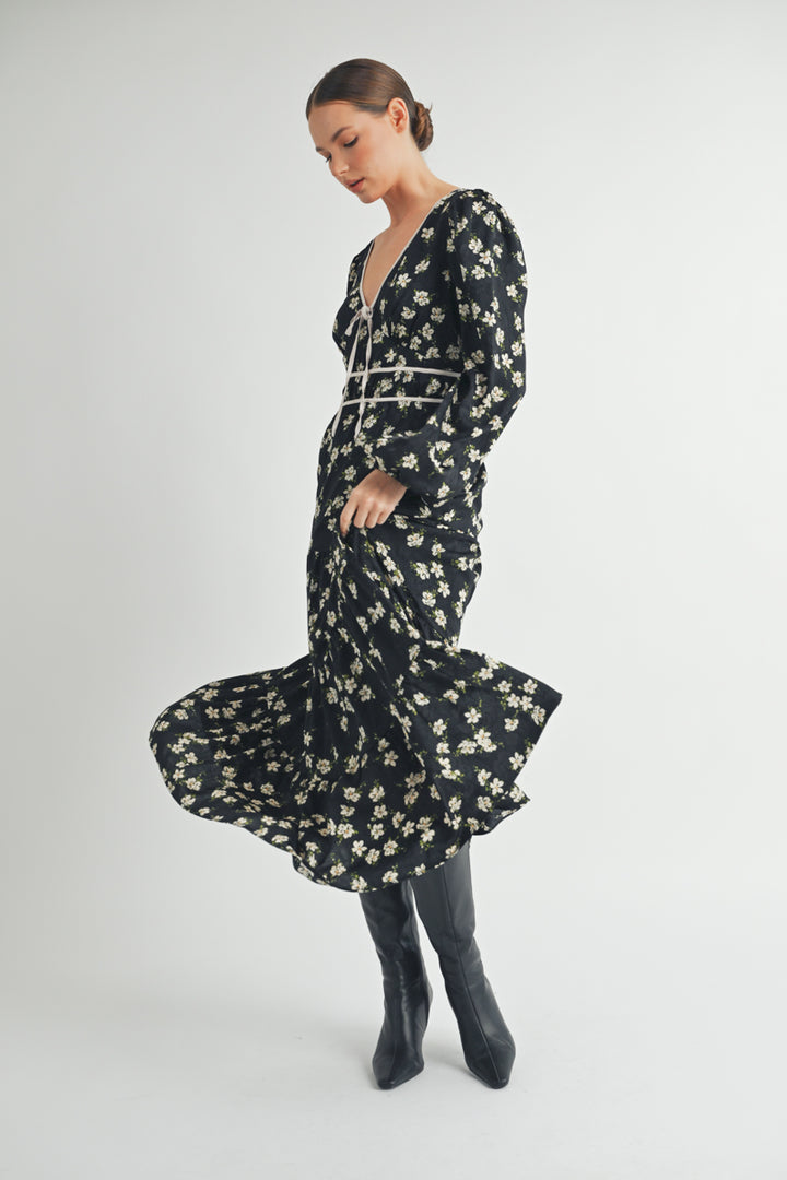 Women's wholesale apparel vendor for boutique shop | V-Neck Long Sleeves Maxi Dress