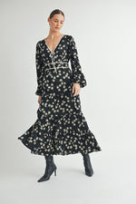 Load image into Gallery viewer, Women&#39;s wholesale apparel vendor for boutique shop | V-Neck Long Sleeves Maxi Dress
