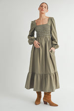 Load image into Gallery viewer, Smocked Maxi Dress I ABED7652
