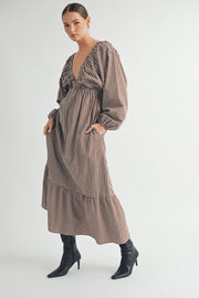 Trendy Fashion wholesale | Long Sleeves V-Neck Midi Dress