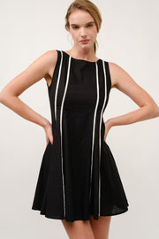 Sleeveless A-Line Dress with Piping Detail  I ABED7713 BLACK
