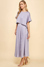 Load image into Gallery viewer, Satin Pleated Midi Skirt &amp; Top SET / S#ABHT0120ABHB0126
